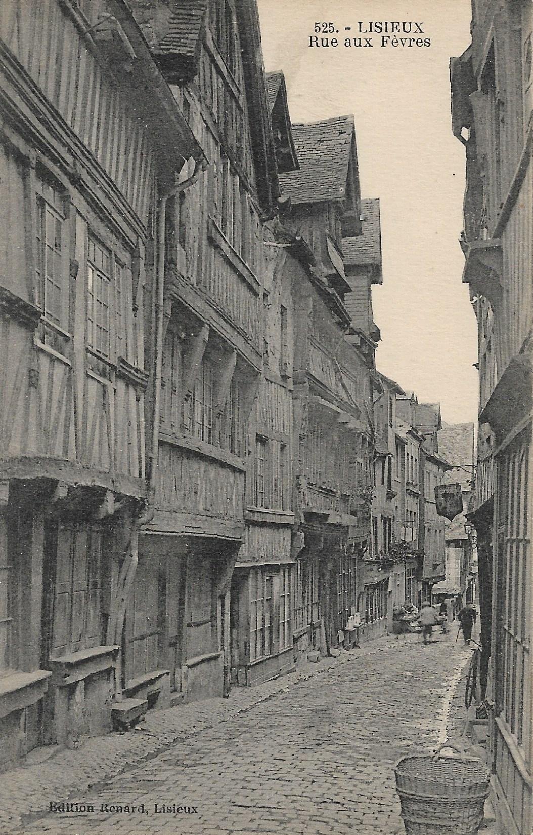 /France/FR_place_1903-1938_LISIEUX Rue aux Fevres, printed on the back.jpg